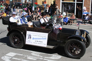 Annie in parade